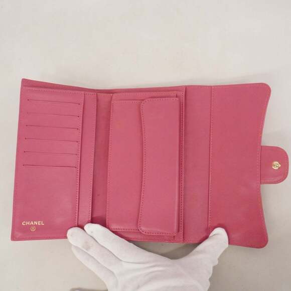 Chanel Matelasse Tri-fold Long Wallet in Lambskin, Pink Champagne, Women's - Picture 3 of 16